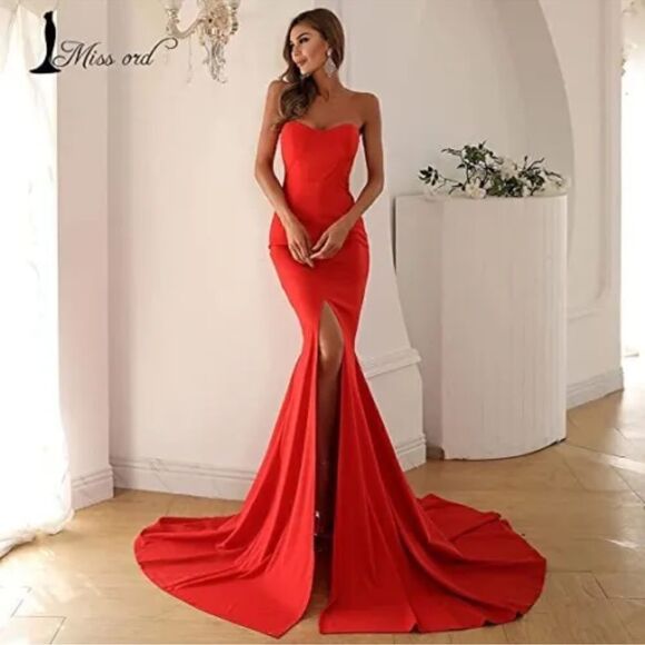 Miss ord Strapless Asymmetric Slit Front Sweetheart Wedding  Red Dress - Picture 2 of 16